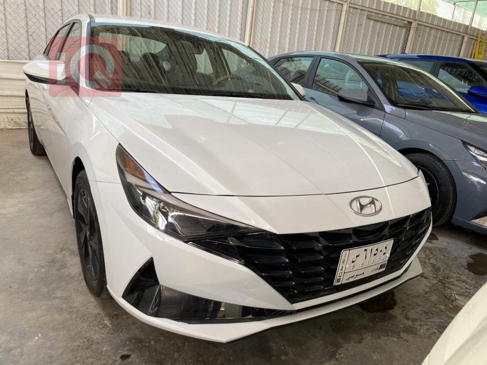 هیوندای ئەلەنترا
